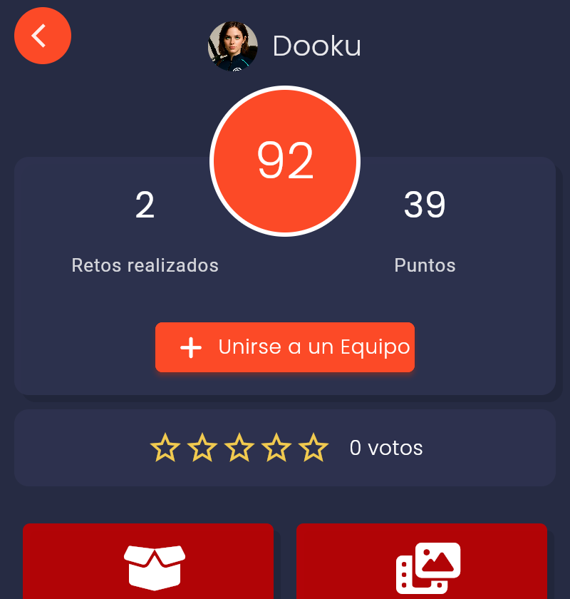 Detalle de la cabecera de la Bitácora — avatar, nickname "Dooku", puntos totales en el círculo central, y contadores de Retos realizados y Puntos